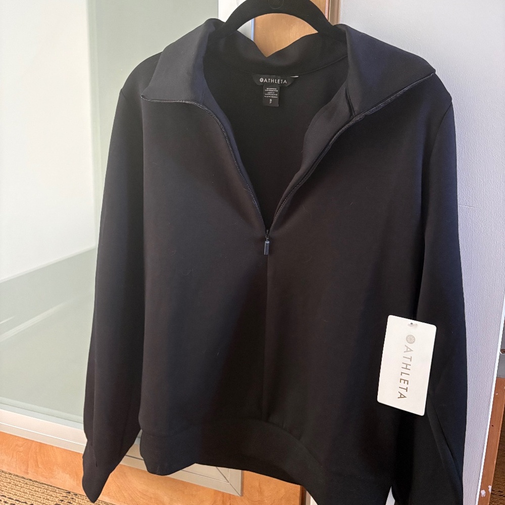Athleta  1/4 Zip Sweatshirt  S/Black